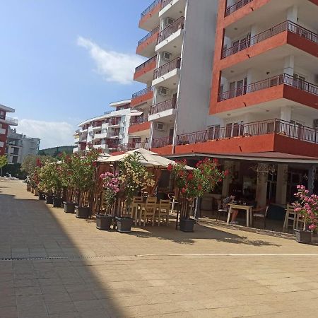 Частни Апартаменти За Гости - Панорама Бийч-Форд Нокс Sveti Vlas Exterior photo