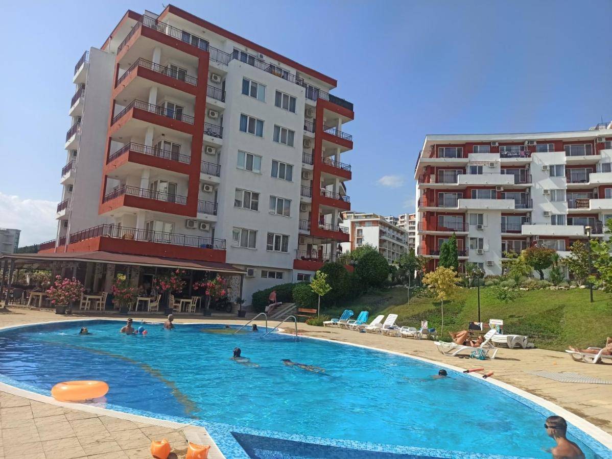 Частни Апартаменти За Гости - Панорама Бийч-Форд Нокс Sveti Vlas Exterior photo